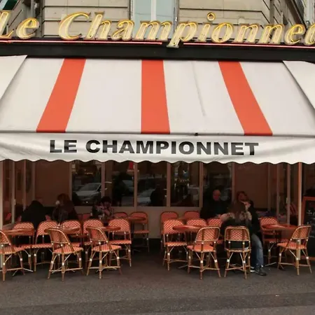 De Charme De 60 M2 Entre Montmartre Et Batignolles Appartamento