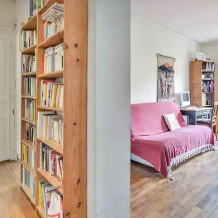 De Charme De 60 M2 Entre Montmartre Et Batignolles Parigi